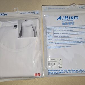 Uniqlo AIRism White Crew Neck T-Shirt